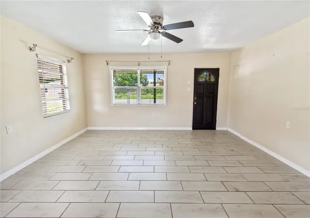 Homes for sale in Auburndale, FL | 404 Armour Ave, Auburndale, FL 33823 | MLS# L4962754