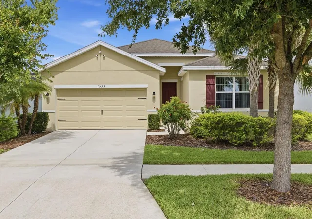 Photo 1 of Single family home for sale at 7533 Lantern Park Ave, Apollo Beach, FL 33572 | MLS# TB8519305 | Listing updated on 2026-10-09