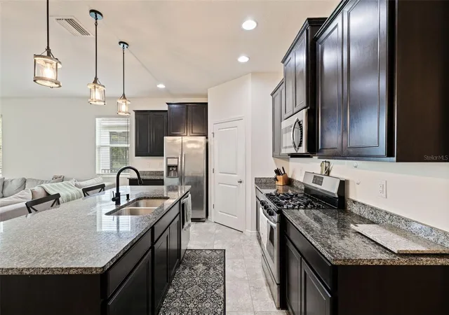 Photo 3 of Single family home for sale at 7533 Lantern Park Ave, Apollo Beach, FL 33572 | MLS# TB8519305 | Listing updated on 2026-10-09