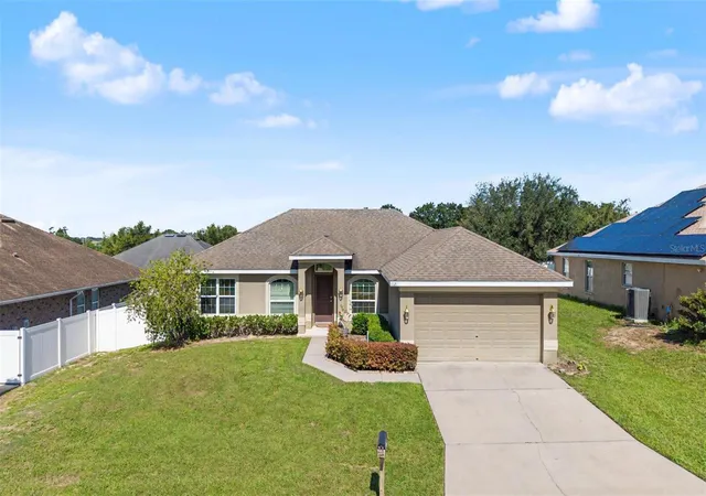 1st image of 1621 Doves View Cir, Auburndale, FL 33823 | MLS# TB8519307