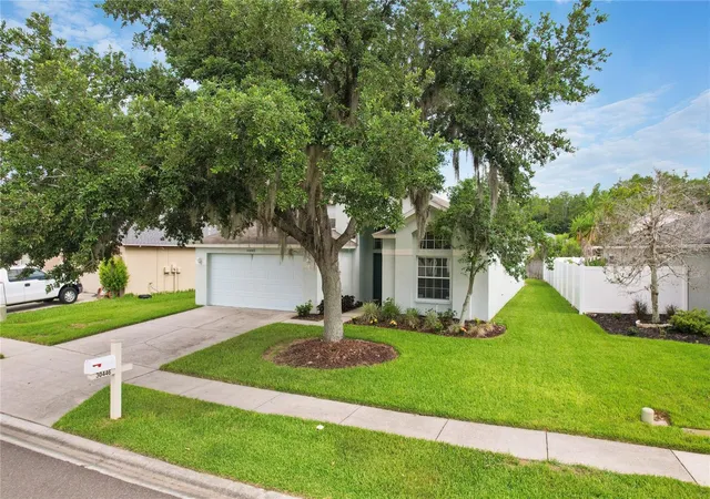 Photo 3 of Single family home for sale at 30446 Tremont Dr, Wesley Chapel, FL 33543 | MLS# TB8519315 | Listing updated on 2026-09-11