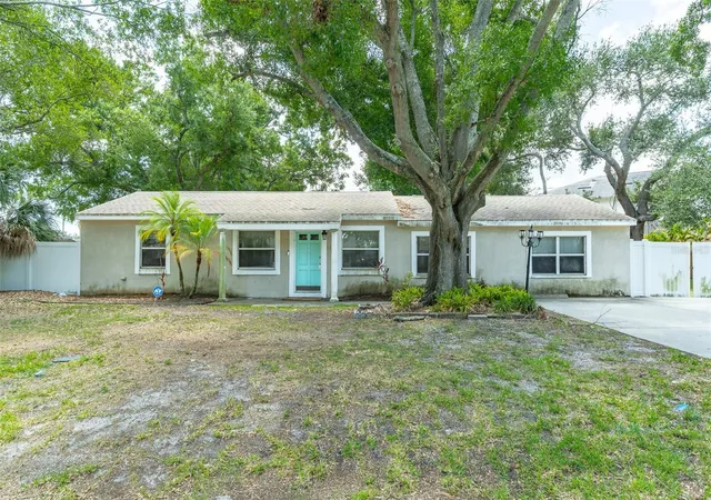 Homes for sale in Tampa, FL | 4416 W Anita Boulevard, Tampa, FL 33611 | MLS# TB8519323