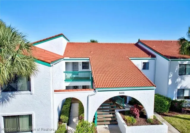 1st image of 5435 Casablanca Cir #M22, Sebring, FL 33870 | MLS# L4962758