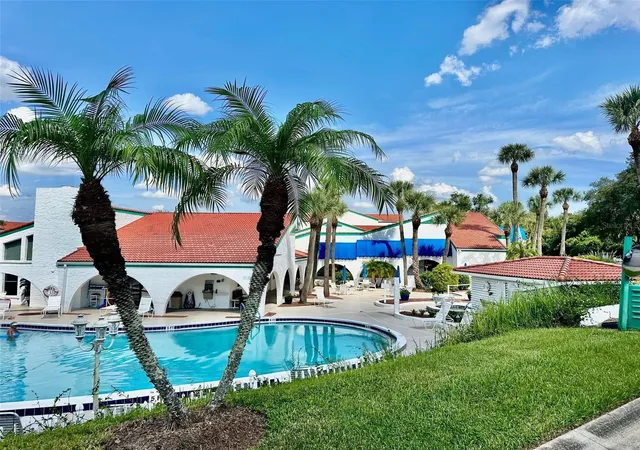 3rd image of 5435 Casablanca Cir #M22, Sebring, FL 33870 | MLS# L4962758