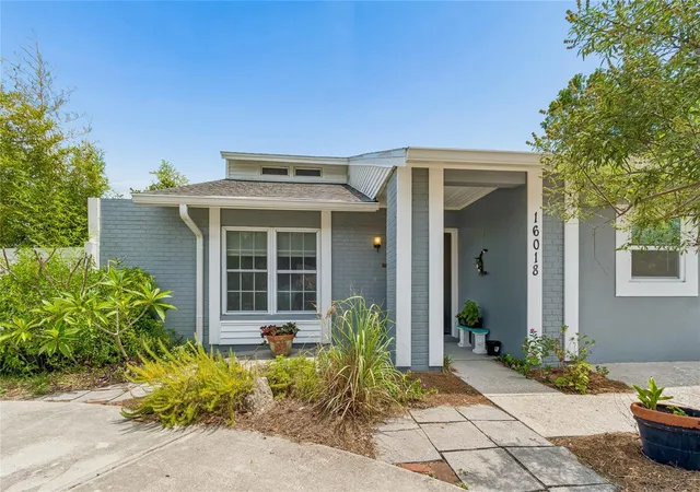 Photo 2 of Single family home for sale at 16018 Saddlestring Dr, Tampa, FL 33618 | MLS# TB8519348 | Listing updated on 2026-09-12