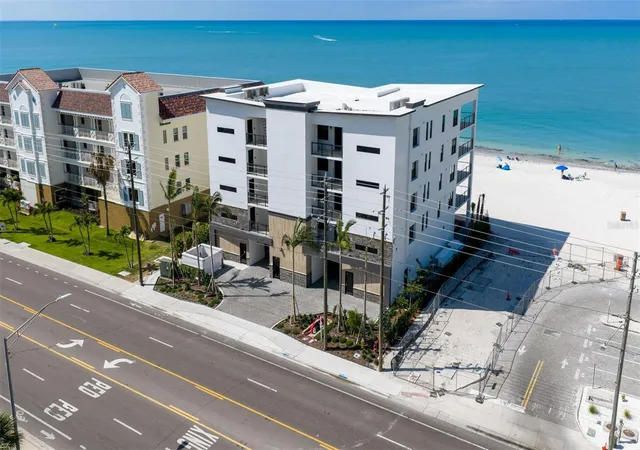 3rd image of 14048 Gulf Blvd, MADEIRA BEACH, FL 33708