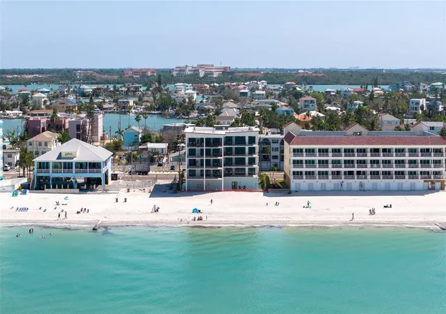 5th image of 14048 Gulf Blvd, MADEIRA BEACH, FL 33708