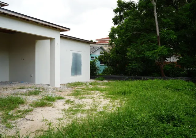 Photo 19 of Single family home for sale at 907 N Hyer Ave, Orlando, FL 32803 | MLS# O6416968 | Listing updated on 2026-09-14
