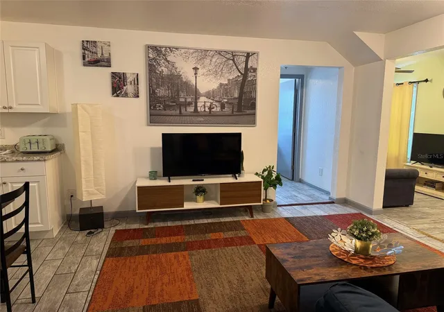 Listing Photo 4 - Condo for sale in building located at 907 N Wabash Ave, LAKELAND, FL 33815