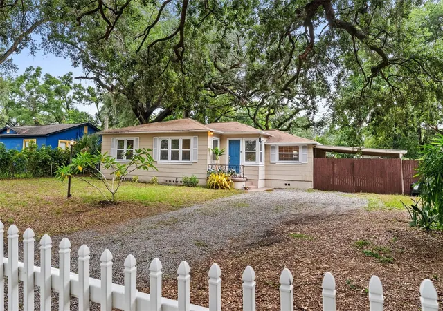 Photo 1 of Single family home for sale at 2016 E Powhatan Ave, Tampa, FL 33610 | MLS# TB8519379 | Listing updated on 2026-09-02