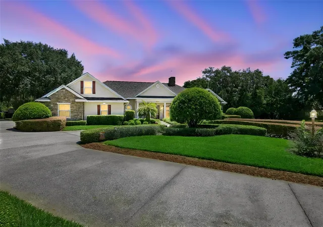2nd image of 605 Old Mount Dora Rd, Eustis, FL 32726 | MLS# O6416975