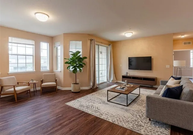 3rd image of 709Th Ter Ridge Cir, DAVENPORT, FL 33896