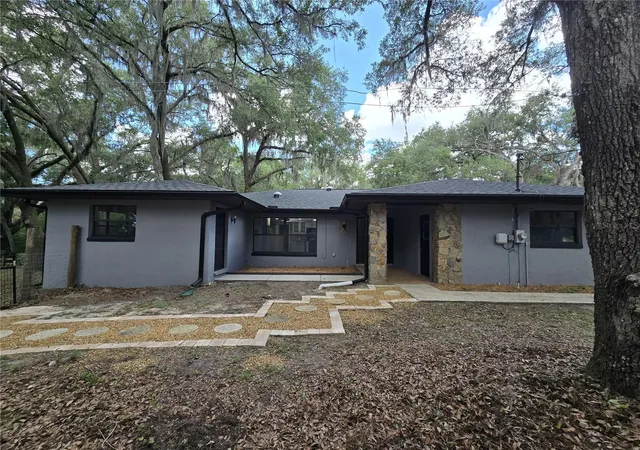 Photo 4 of Single family home for sale at 3512 SW Shorewood Dr, Dunnellon, FL 34431 | MLS# OM726663 | Listing updated on 2026-09-25