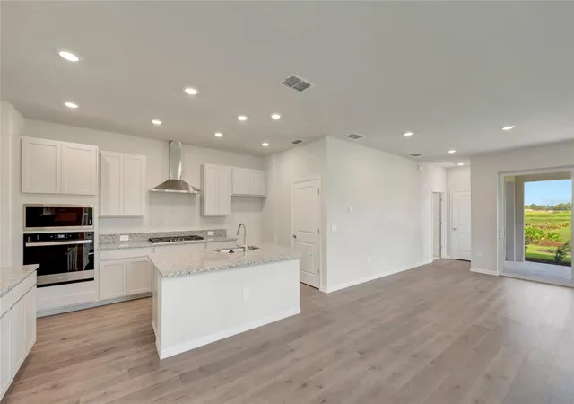Photo 2 of Single family home for sale at 2820 Marrakesh Ln, Sarasota, FL 34234 | MLS# TB8519403 | Listing updated on 2026-09-13