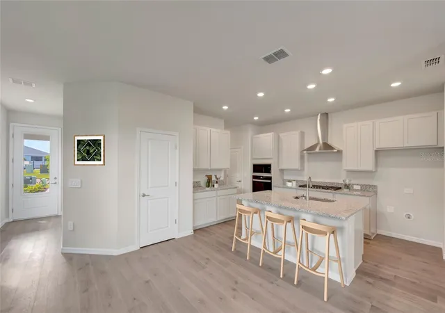 Photo 3 of Single family home for sale at 2820 Marrakesh Ln, Sarasota, FL 34234 | MLS# TB8519403 | Listing updated on 2026-09-13