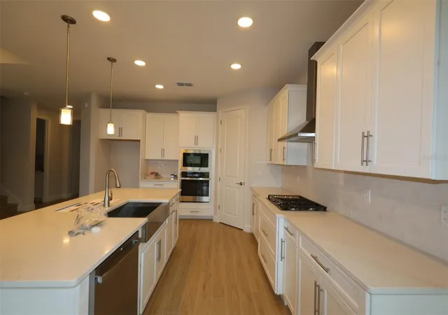 Photo 1 of Single family home for sale at 3722 Wolves Crk Pl, Apopka, FL 32712 | MLS# O6416991 | Listing updated on 2026-10-08