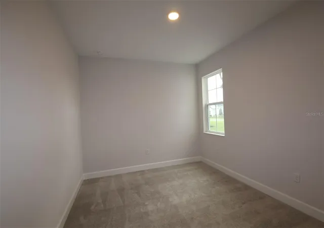 Photo 4 of Single family home for sale at 3722 Wolves Crk Pl, Apopka, FL 32712 | MLS# O6416991 | Listing updated on 2026-10-08
