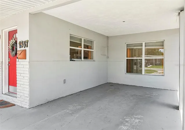 Homes for sale in Saint Petersburg, FL | 1547 56Th Ave N, Saint Petersburg, FL 33703 | MLS# TB8519406