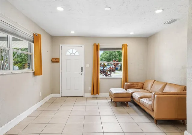 Homes for sale in Saint Petersburg, FL | 1547 56Th Ave N, Saint Petersburg, FL 33703 | MLS# TB8519406