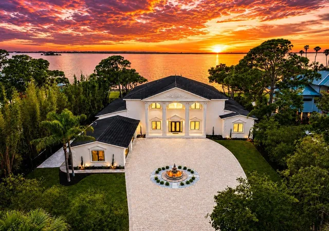 1st image of 1516 Bayshore Blvd, Dunedin, FL 34698 | MLS# TB8519415