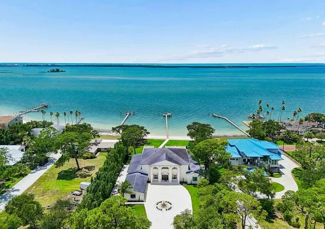 3rd image of 1516 Bayshore Blvd, Dunedin, FL 34698 | MLS# TB8519415