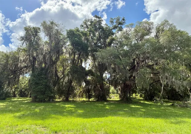 Photo 12 of Land for sale at 126 Lake Geneva Rd, Crescent City, FL 32112 | MLS# V4949671 | Listing updated on 2026-09-03