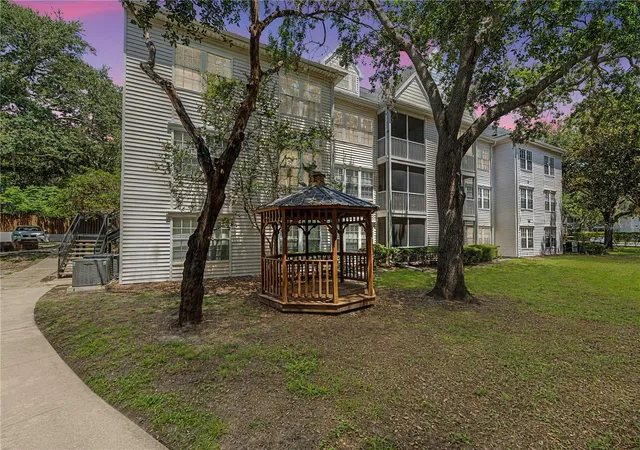 2nd image of 3266 Haviland Ct #303, Palm Harbor, FL 34684 | MLS# TB8519429