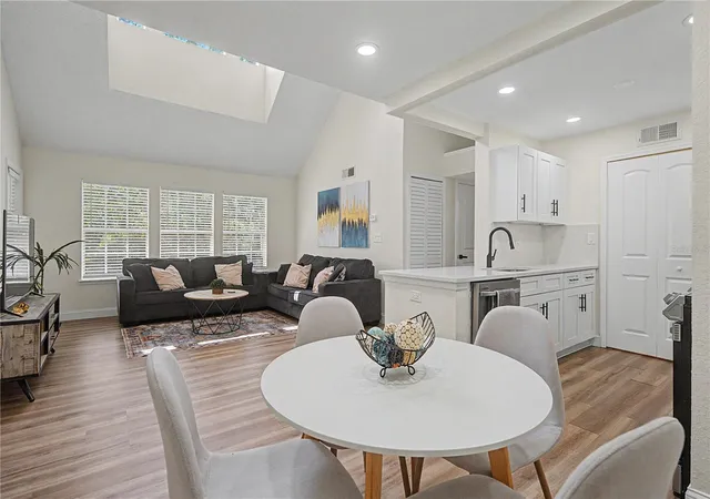 5th image of 3266 Haviland Ct #303, Palm Harbor, FL 34684 | MLS# TB8519429