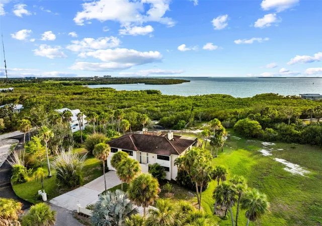 1st image of 609 42nd Street Ct W, Palmetto, FL 34221 | MLS# A4697113