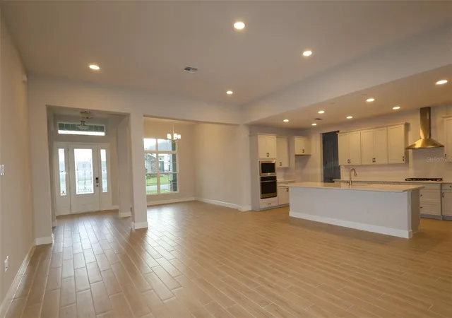 Photo 2 of Single family home for sale at 3193 Wolf Lake Ave, Apopka, FL 32712 | MLS# O6417013 | Listing updated on 2026-10-01