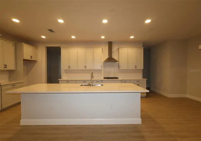 Photo 3 of Single family home for sale at 3193 Wolf Lake Ave, Apopka, FL 32712 | MLS# O6417013 | Listing updated on 2026-10-01