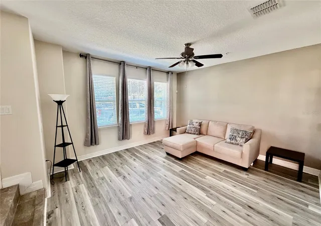Photo 4 of Townhouse for sale at 1357 Mill Strm Ln, Winter Springs, FL 32708 | MLS# O6417015 | Listing updated on 2026-09-28