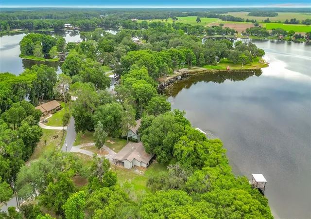 Homes for sale in Floral City, FL | 8980 E Devilsneck Rd, Floral City, FL 34436 | MLS# OM726674