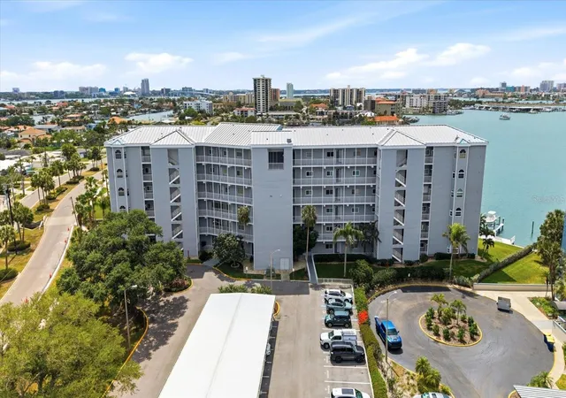 35th image of 610 Is Way #201, Clearwater Beach, FL 33767 | MLS# TB8519458