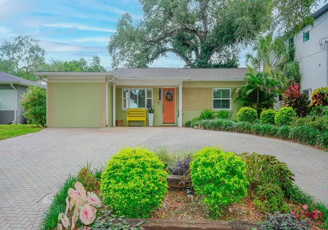 Homes for sale in Tampa, FL | 3207 W Nassau St, Tampa, FL 33607 | MLS# TB8519460