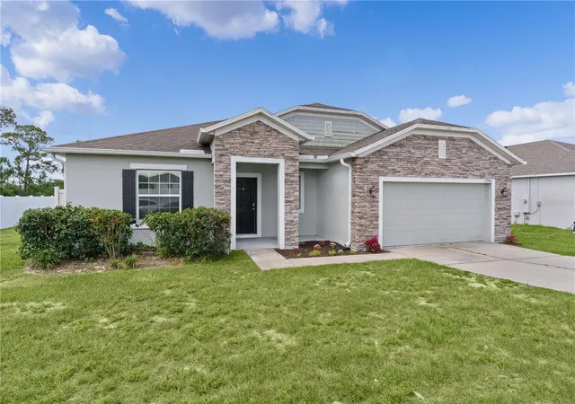 Photo 4 of Single family home for sale at 15344 White Tail Loop, Mascotte, FL 34753 | MLS# G5113817 | Listing updated on 2026-08-18
