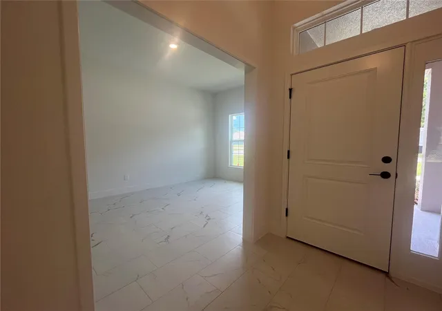 Photo 4 of Single family home for sale at 18 Hemlock Ter Trl, Ocala, FL 34472 | MLS# OM726683 | Listing updated on 2026-08-30