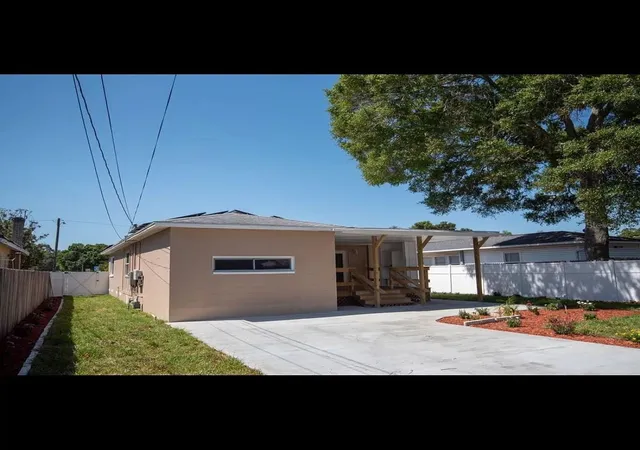 15th image of 1329 34th Avenue N, St Petersburg, FL 33704 | MLS# TB8519473