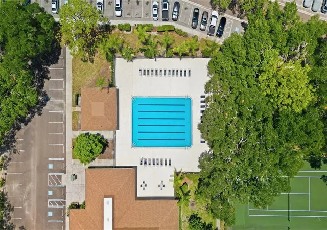 2nd image of 11844 Skylake Pl, TAMPA, FL 33617