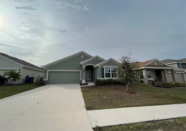 Photo 2 of Single family home for sale at 136 Krenson Bay Loop, Winter Haven, FL 33881 | MLS# O6417045 | Listing updated on 2026-10-02