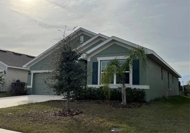 Photo 3 of Single family home for sale at 136 Krenson Bay Loop, Winter Haven, FL 33881 | MLS# O6417045 | Listing updated on 2026-10-02