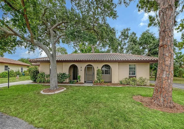 Homes for sale in Nokomis, FL | 515 Rousseau Dr, Nokomis, FL 34275 | MLS# A4697128
