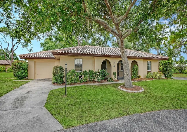 Homes for sale in Nokomis, FL | 515 Rousseau Dr, Nokomis, FL 34275 | MLS# A4697128