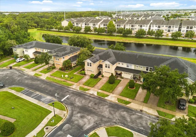 Photo 3 of Townhouse for sale at 5454 Caramella Dr, Orlando, FL 32829 | MLS# S5151953 | Listing updated on 2026-06-28