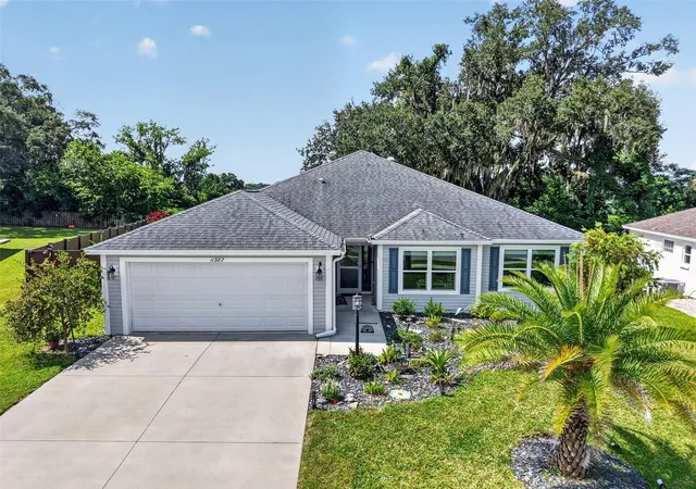 Homes for sale in Oxford, FL | 11387 Zimmerman Path, Oxford, FL 34484 | MLS# G5113829