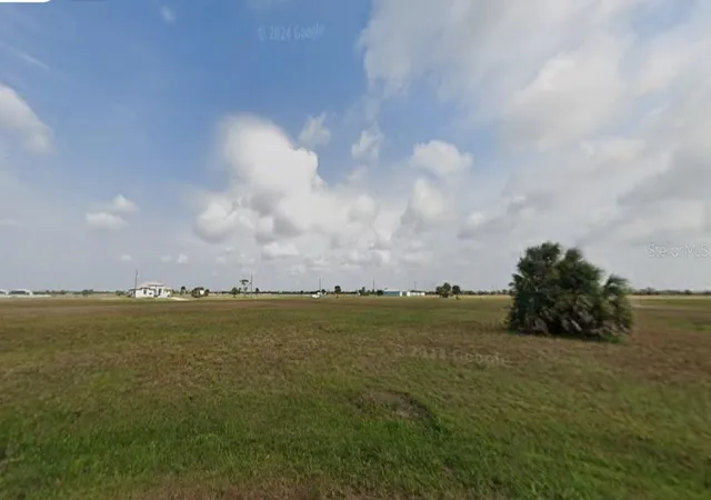 Photo 1 of Land for sale at 15 Egret Ct, Placida, FL 33946 | MLS# O6417083 | Listing updated on 2026-10-21