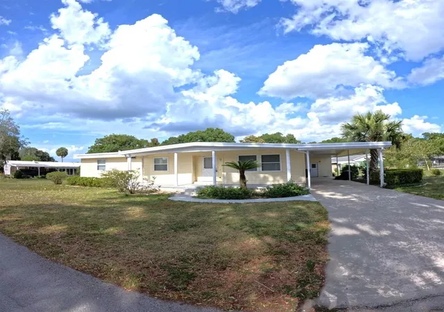 Photo 3 of Single family home for sale at 15 Ne 63rd Court, Ocala, FL 34470 | MLS# R4911460 | Listing updated on 2026-07-25