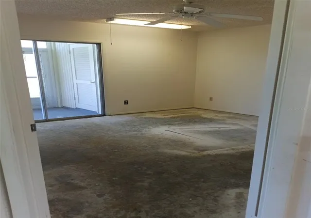 2nd image of 57 Woodland Dr, VERO BEACH, FL 32962