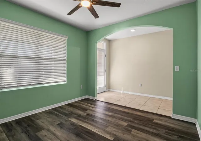 Photo 4 of Single family home for sale at 323 Harbour Way, Mulberry, FL 33860 | MLS# S5151964 | Listing updated on 2026-09-24