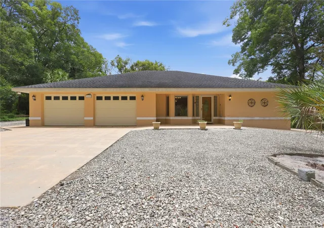 3rd image of 1610 Strathcona Ave, Deland, FL 32720 | MLS# V4949679